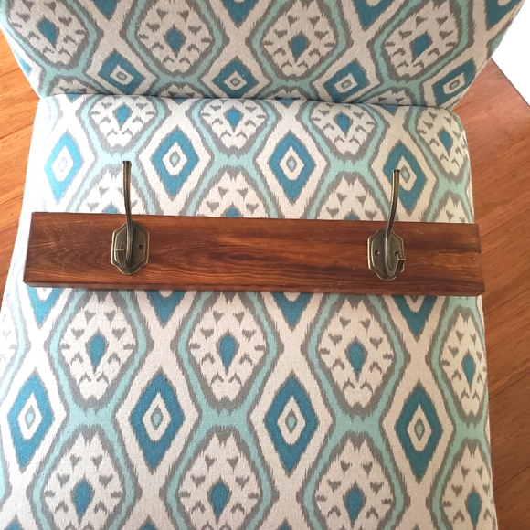 Rectangle Wooden Wall mount with hooks Coat purse bag jacket hat rack - Picture 2 of 2